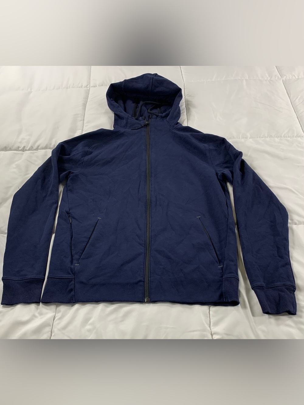 Pre-loved Old Navy zip up sweater size S